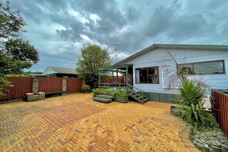 Photo of property in 1/17 Rosier Road, Glen Eden, Auckland, 0602