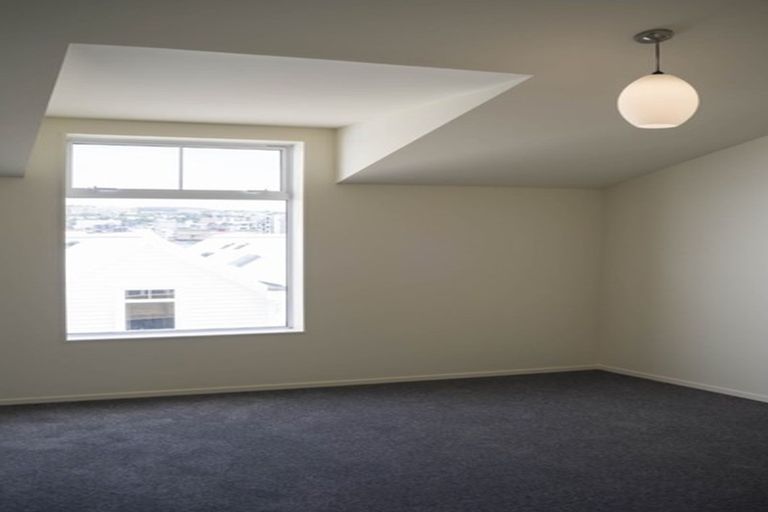 Photo of property in Pirie Street Townhouses, 28/35u Pirie Street, Mount Victoria, Wellington, 6011