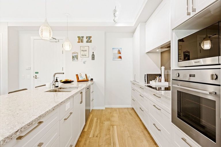 Photo of property in 219 Hibiscus Drive, Orewa, 0931