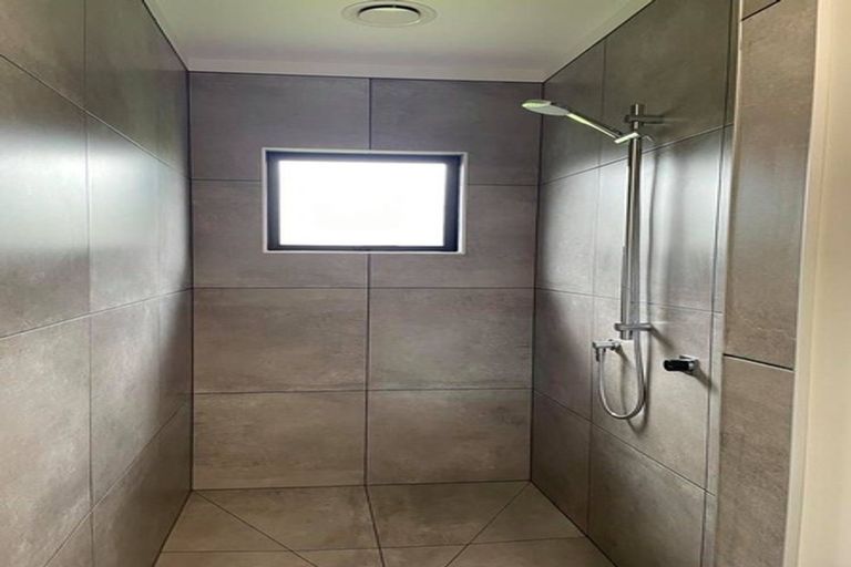 Photo of property in 37 Peake Road, Cambridge, Hamilton, 3283