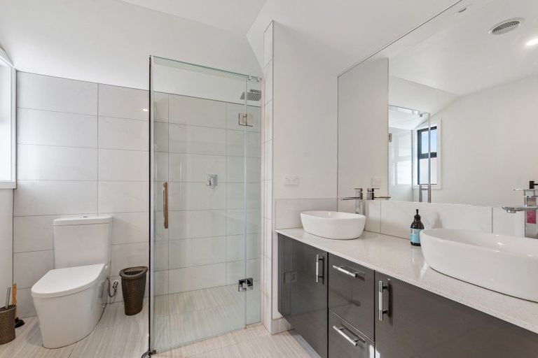 Photo of property in 2 Taimana Lane, Diamond Harbour, Lyttelton, 8971