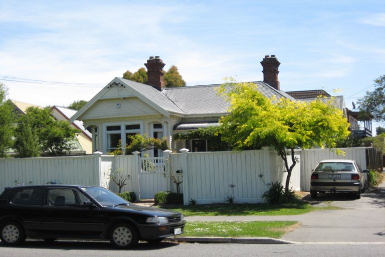 Photo of property in 2/129 Champion Street, Edgeware, Christchurch, 8013