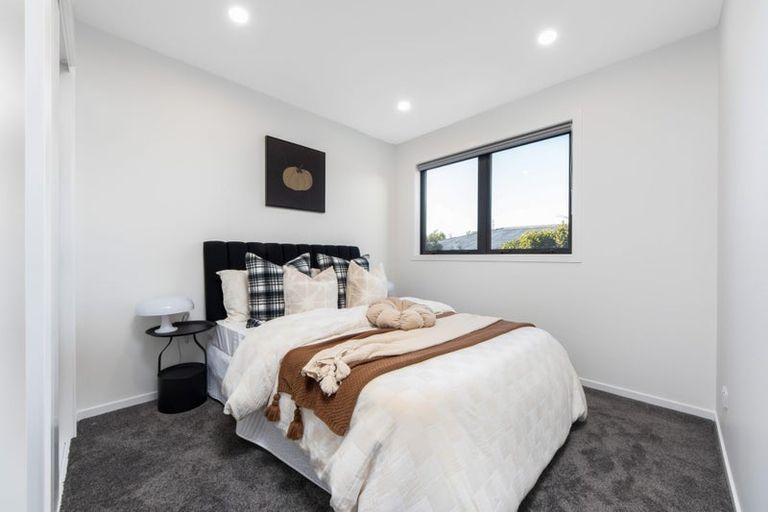 Photo of property in 4c Lyford Crescent, Sunnynook, Auckland, 0620