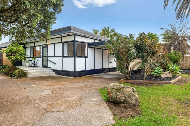 Photo of property in 1/452 Hibiscus Coast Highway, Orewa, 0931