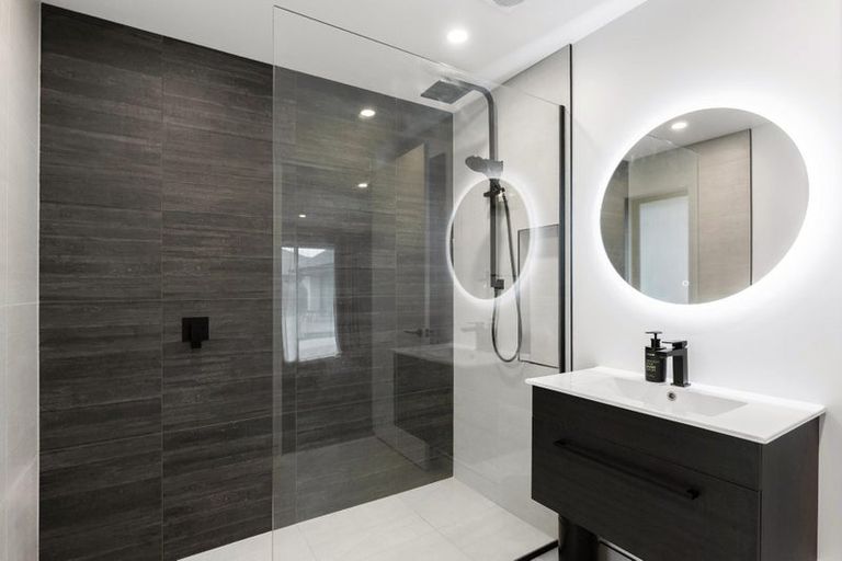 Photo of property in 12b Wykes Place, Amberley, 7410