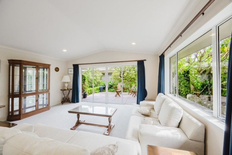 Photo of property in 11 Belgrove Drive, Waipukurau, 4200