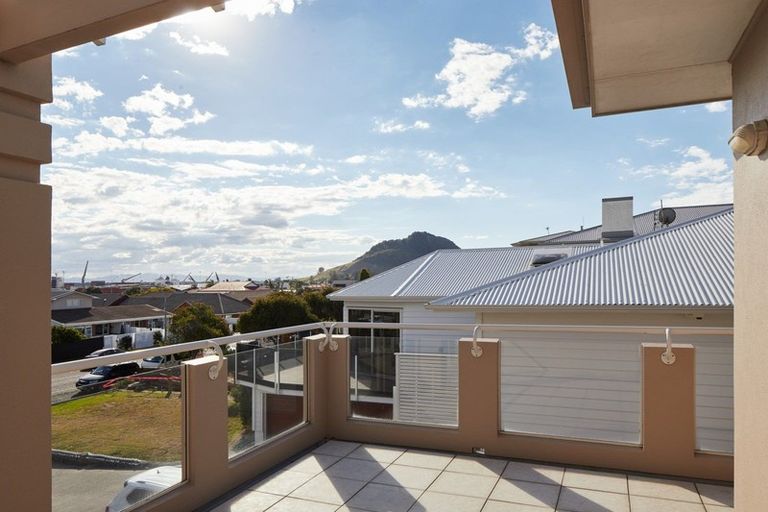 Photo of property in 15 Wells Avenue, Mount Maunganui, 3116