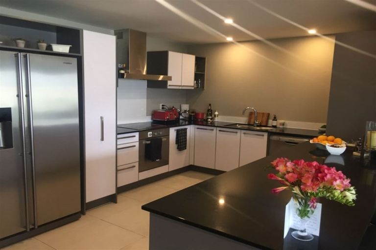 Photo of property in 2b4/29 Maunganui Road, Mount Maunganui, 3116
