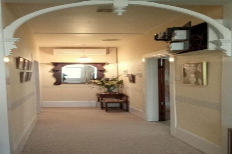 Photo of property in 16 Hunter Street, Dannevirke, 4930