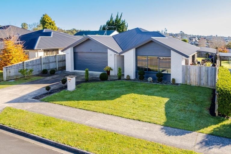 Photo of property in 10 Carlingford Rise, Dinsdale, Hamilton, 3204