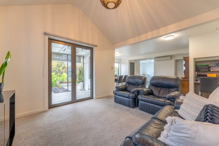 Photo of property in 1/120 Wai-iti Road, Highfield, Timaru, 7910