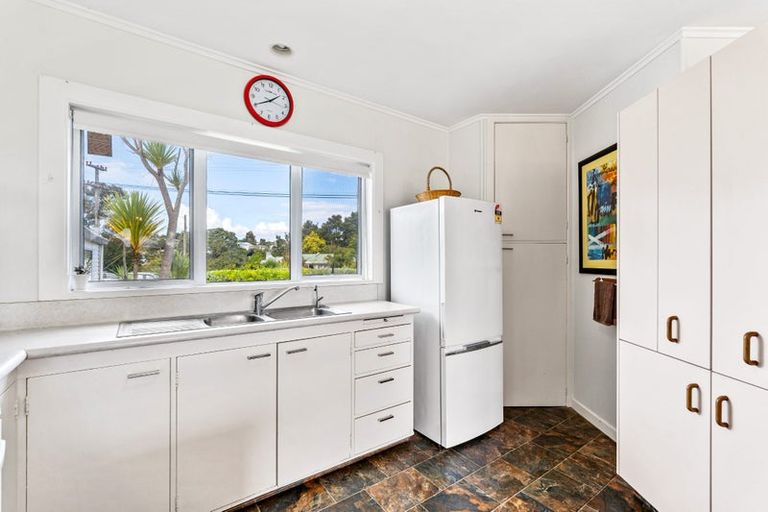 Photo of property in 6 George Point Road, Onerahi, Whangarei, 0110