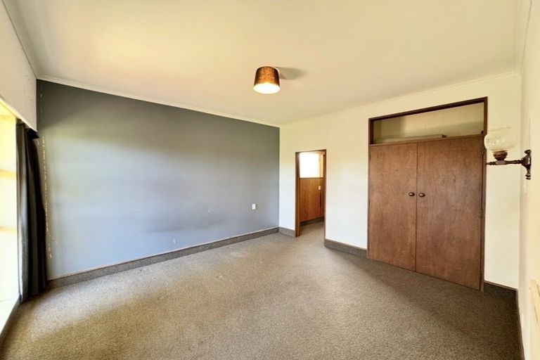 Photo of property in 313 Ruahine Street, Terrace End, Palmerston North, 4410