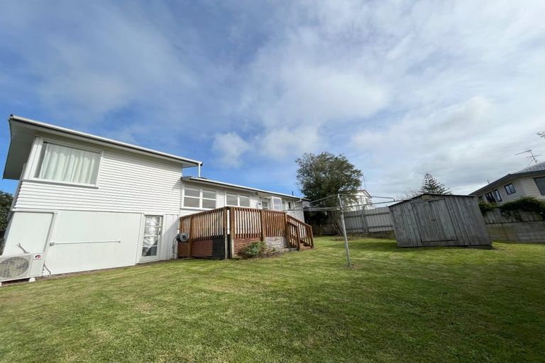 Photo of property in 39 Riverhills Avenue, Pakuranga Heights, Auckland, 2010
