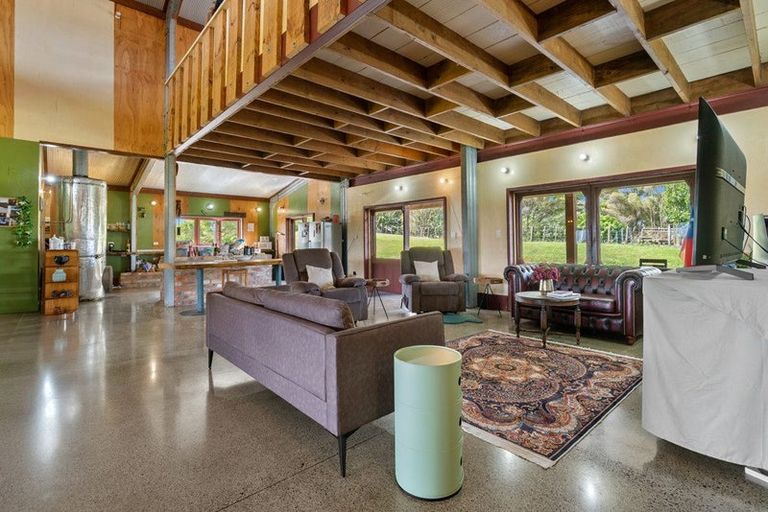 Photo of property in 56 Mcgregor Road, Clevedon, Papakura, 2582