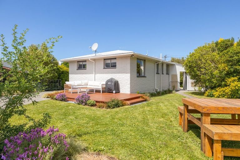 Photo of property in 13 Farrier Grove, Featherston, 5710