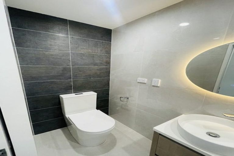 Photo of property in 5/156 Coxhead Road, Wattle Downs, Auckland, 2103