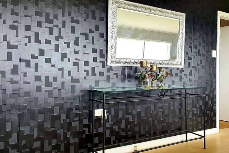 Photo of property in 9 Salford Street, Newlands, Wellington, 6037