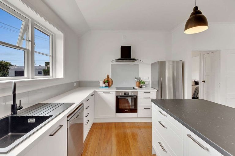 Photo of property in 2 Richmond Street, Whanganui East, Whanganui, 4500