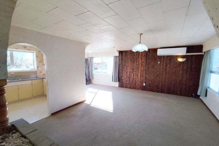 Photo of property in 51 Bodi Place, Te Atatu South, Auckland, 0610