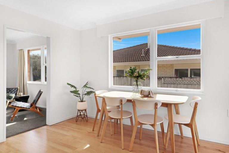 Photo of property in 9a Lilac Place, Otumoetai, Tauranga, 3110