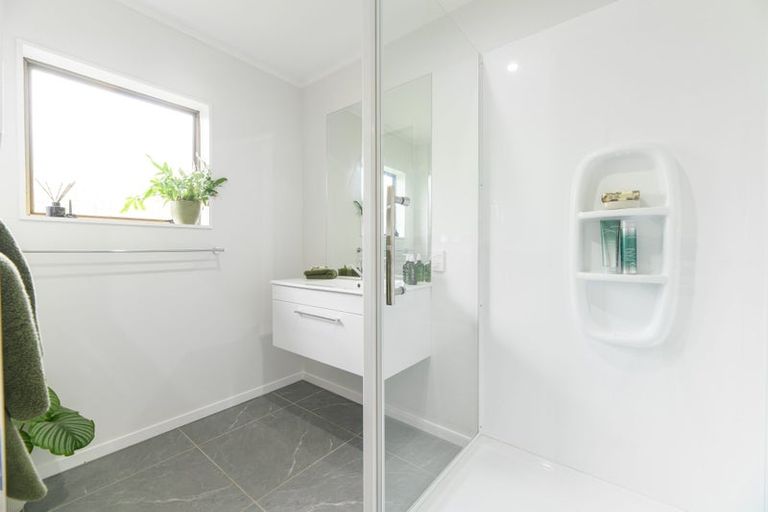Photo of property in 63a Nile Road, Milford, Auckland, 0620