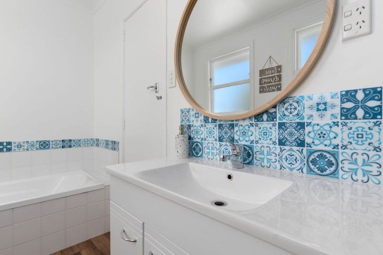 Photo of property in 143 Brookside Road, Rolleston, 7614