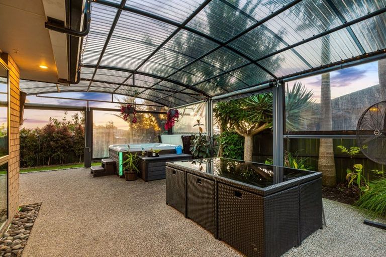 Photo of property in 38 Seamount Drive, Red Beach, 0932