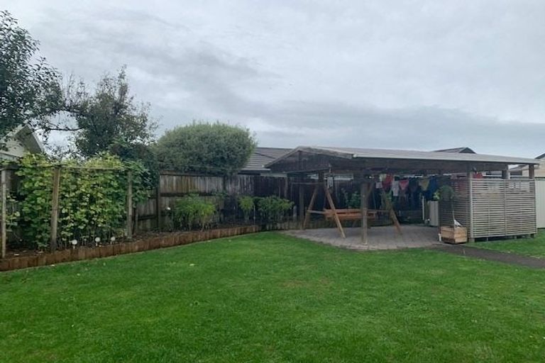 Photo of property in 3 Magellan Rise, Flagstaff, Hamilton, 3210