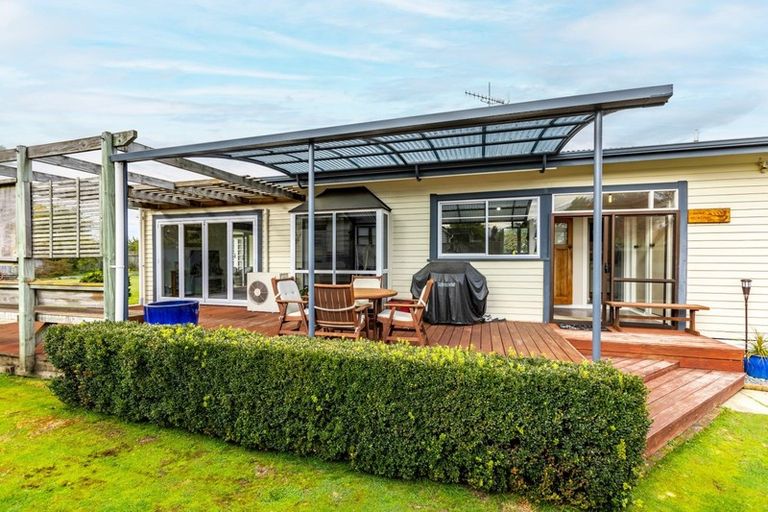Photo of property in 16 Goodger Street, Waipukurau, 4200
