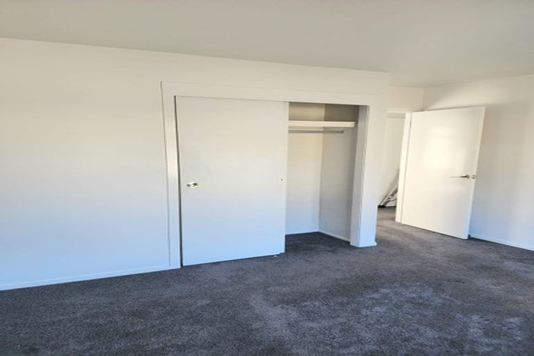 Photo of property in 3/123 Birkdale Road, Birkdale, Auckland, 0626