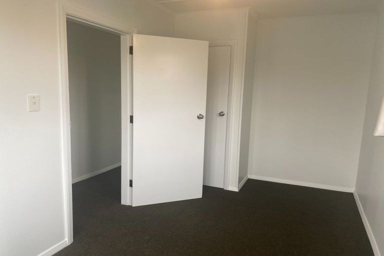 Photo of property in 19 Attlee Crescent, Bryndwr, Christchurch, 8053
