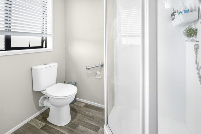 Photo of property in 12 Evergreen Rise, Grandview Heights, Hamilton, 3200