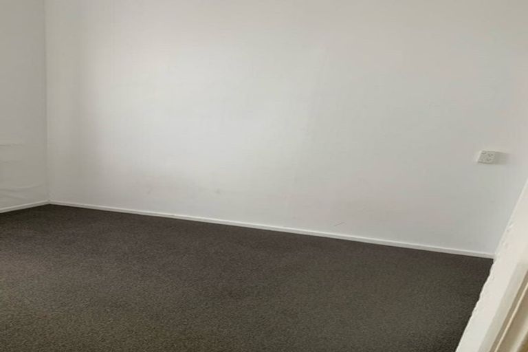 Photo of property in 33 Constable Street, Newtown, Wellington, 6021