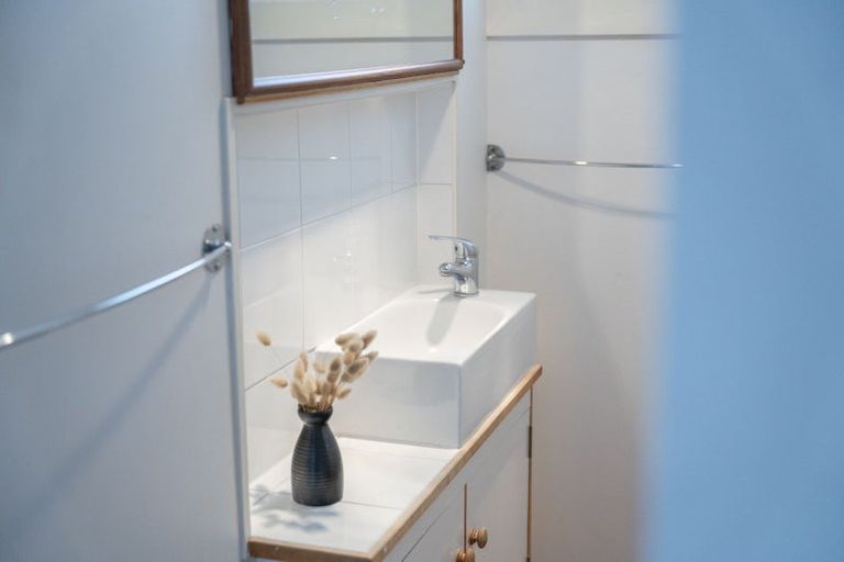 Photo of property in 21 Sunset Street, Hilltop, Taupo, 3330