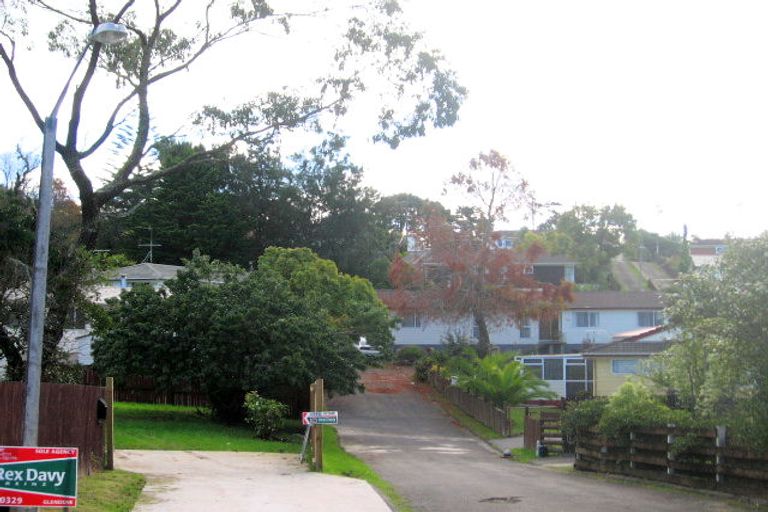 Photo of property in 60 Hartley Terrace, Massey, Auckland, 0614