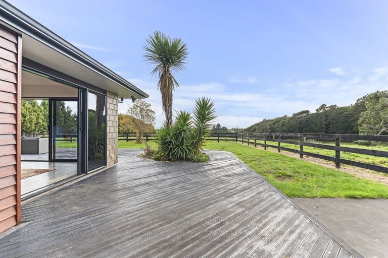 Photo of property in 334 Henwood Road, Hillsborough, New Plymouth, 4372