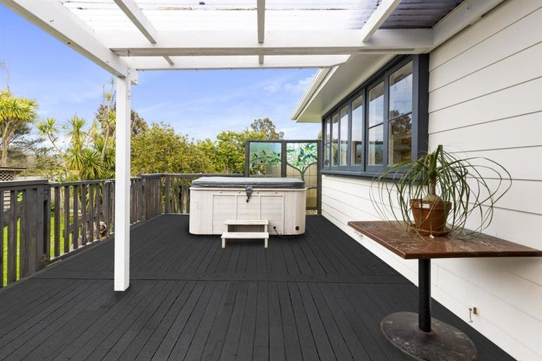 Photo of property in 106 Parkhurst Road, Parakai, 0830