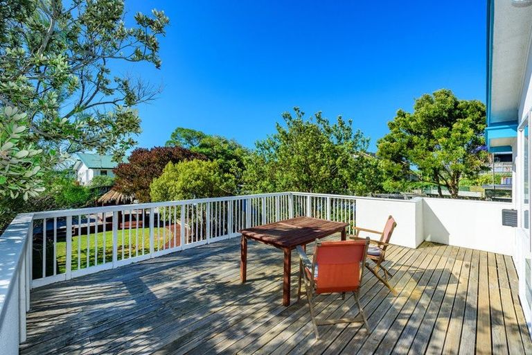 Photo of property in 16 Tovey Street, New Brighton, Christchurch, 8061