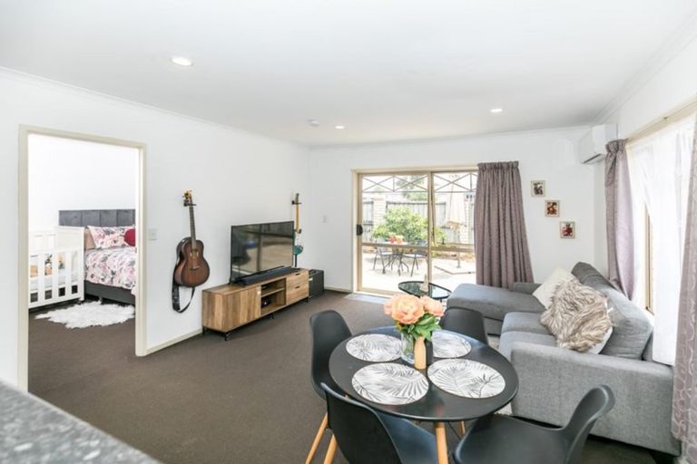 Photo of property in 201u4 Massey Street, Frankton, Hamilton, 3204