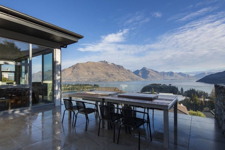 Photo of property in 3 Leeds Lane, Queenstown, 9300