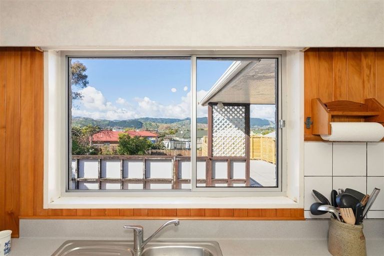 Photo of property in 80 Gray Avenue, Paraparaumu Beach, Paraparaumu, 5032