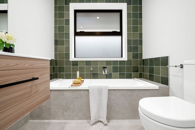 Photo of property in 16 Te Ia Terrace, Cambridge, 3434