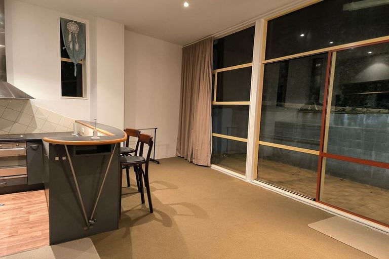Photo of property in Sirocco Apartments, 402/8u Church Street, Wellington Central, Wellington, 6011