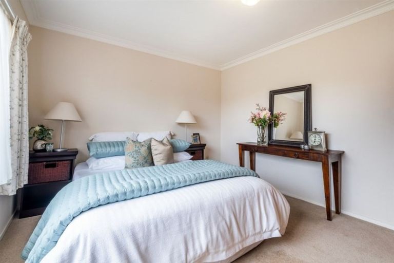 Photo of property in 63c Nile Road, Milford, Auckland, 0620