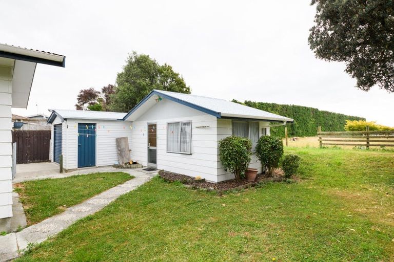 Photo of property in 95 Benmore Avenue, Cloverlea, Palmerston North, 4412