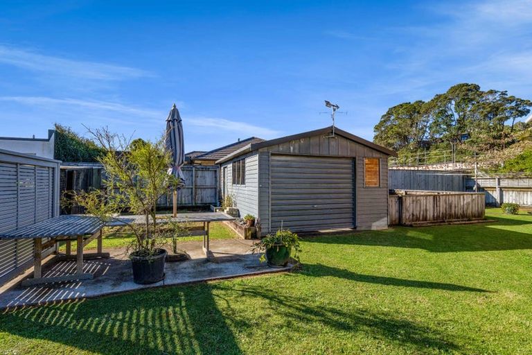 Photo of property in 2 Thames Street, Welbourn, New Plymouth, 4310