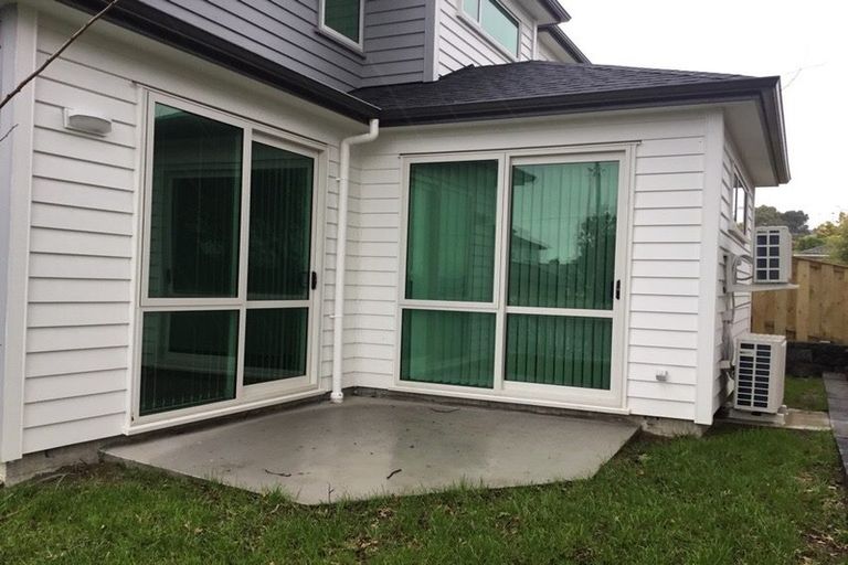 Photo of property in 4a Sherwood Avenue, Te Atatu South, Auckland, 0610