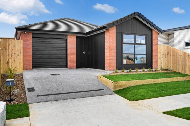 Photo of property in 25 Scenic Rise, Maunu, Whangarei, 0179