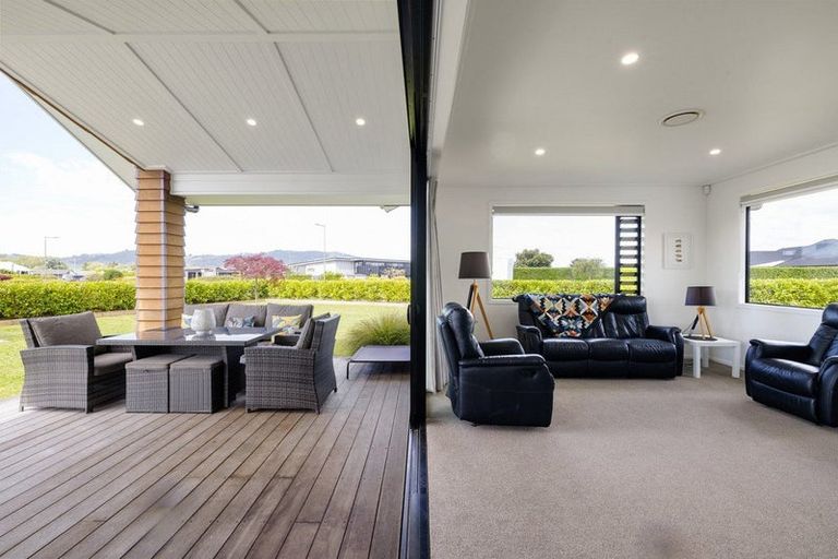 Photo of property in 2 Moemoea Place, Cambridge, 3434